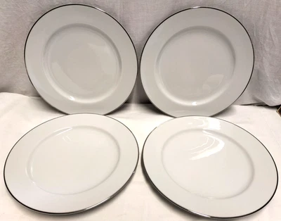 £22 • Buy Set 4 Royal Worcester Classic Platinum 10  Dinner Plates