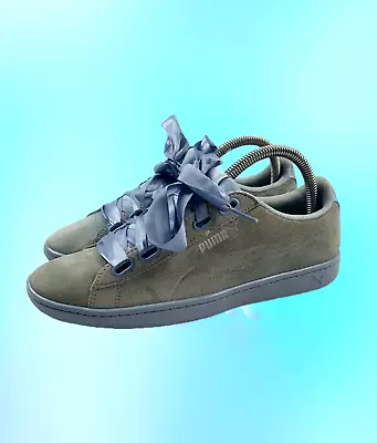 $30 • Buy Puma Suede Shoes Blue Women's US Size 8.5 Ribbon Laces