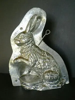 Anton Reiche 6842  Sitting Rabbit Basket Chocolate  Mold Antique Vintage • $199.95