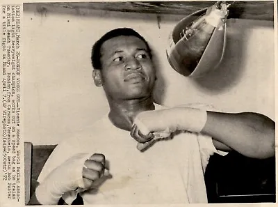 LG970 1972 Wire Photo VINCENTE RONDON World Boxing Association Heavyweight Champ • $20