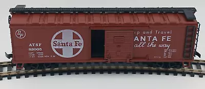 Vintage HO Scale Santa Fe ATSF 82005 40’ Box Car With Operating Doors • $5