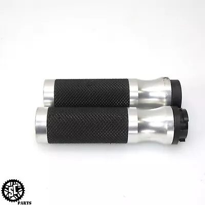 $46.50 • Buy 15-19 2015  Ducati Monster 821 Throttle Tube Handlebar Grips Rizoma D13
