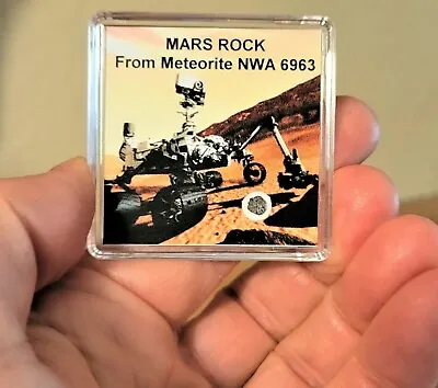 MARS ROCK DISPLAY- MARTIAN METEORITE - DELUXE EDITION +EASEL +CERTIFICATE      R • $20.95