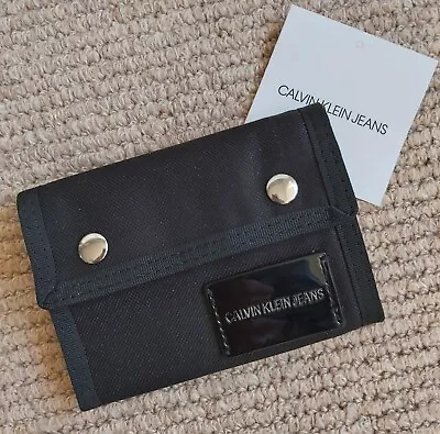 CALVIN KLEIN Black Canvas WALLET - Notes Cards Coins *Zipped Pockets* NEW TAG • £35