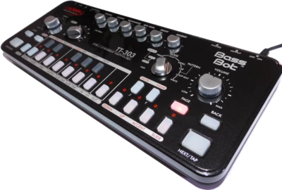 $359 • Buy Cyclone Analogic TT303 Bass Bot Space Black / Synth Clone No TD3 TB03 303 Roland