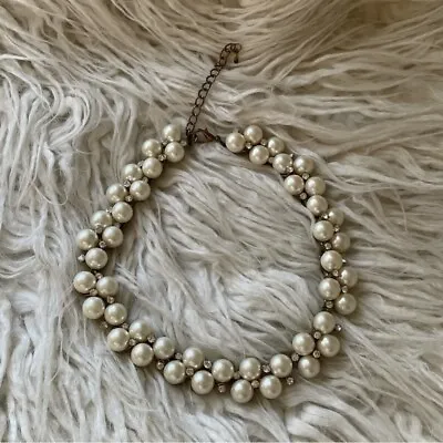 ✨ H&M | Pearl Statement Necklace ✨ • $14