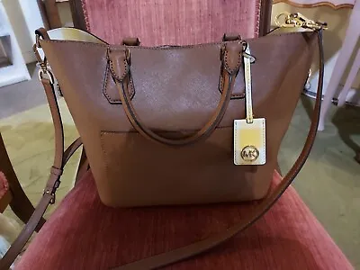 Michael Kors Handbag Brown Yellow • $46