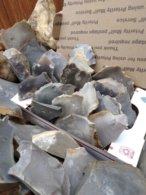 $19.95 • Buy 3+ Lbs Of Flint Chert Fire Starting Flint And Steel Knapping Flat Rate Box Full
