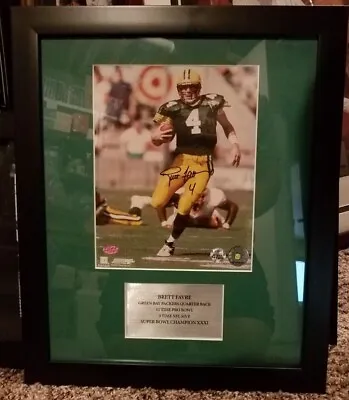 Packers Brett Favre Signed 15x18 Custom Framed Photo Display (Mounted Memories) • $80