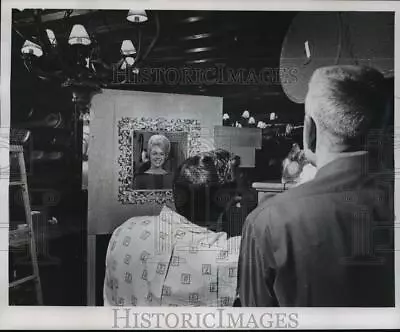 1963 Press Photo Carol Deltman Mrs James Ballard Krohn Miss Tall America • $19.99