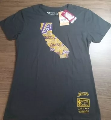 Los Angeles Lakers T-shirt Women’s Size XL Mitchell & Ness La Lakers NWT • $20.90