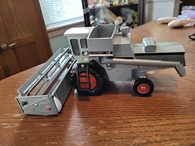 ERTL ALLIS CHALMERS GLEANER L2 1207 1/32 SCALE DIE CAST Combine • $75