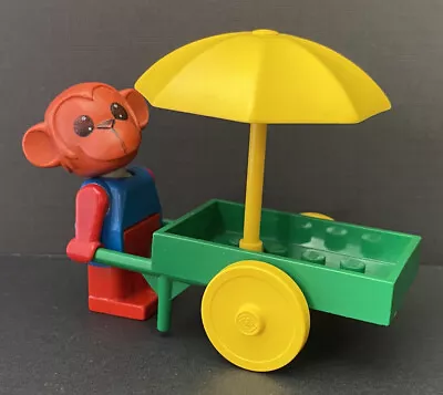 VINTAGE 1980 LEGO FABULAND SET 3604 MARK MONKEY & FRUIT STALL - Pole Replaced • £5.99