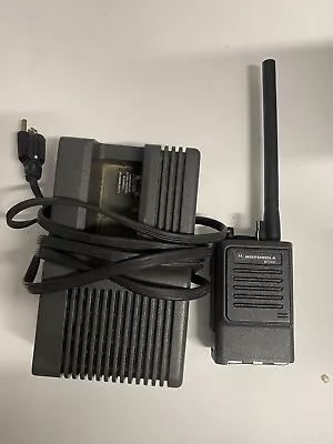 Motorola MT1000 Low Band 42-50mhz 6 Channel  W/ Antenna & Charger No Battery • $55