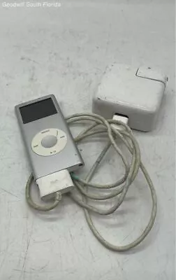 Apple Ipod Nano 2nd Generation A1199 Silver 2 GB Portable Mp3 Player • $25.99