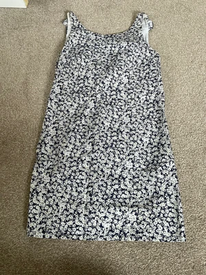£3 • Buy Zara Floral Backless Skater Dress Size Small