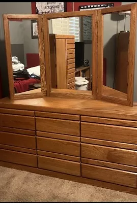 Set Of Oak Bedroom Furniture • $725