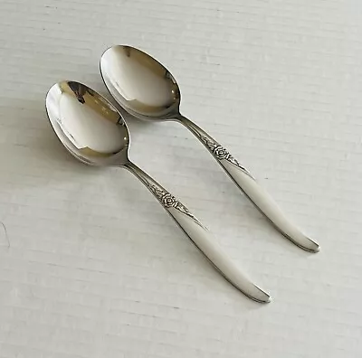 Oneida Wm A Rogers Premier Stainless La Rose 2 Oval Soup Spoons 6 7/8” Glossy • $10.95