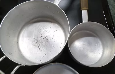 2 Vintage Strong Lite Aluminium Saucepans~bakelite Handles~2 Sizes Large & Small • $10