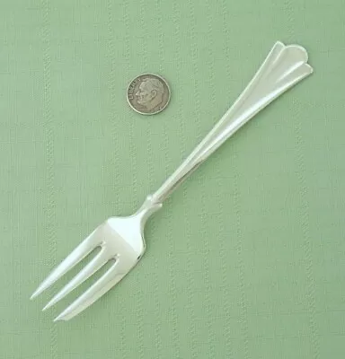 Magnus AASE / Olsens 830S Silver NORWAY Norwegian LILJE Lily Pastry Fork 6  Long • $39.99