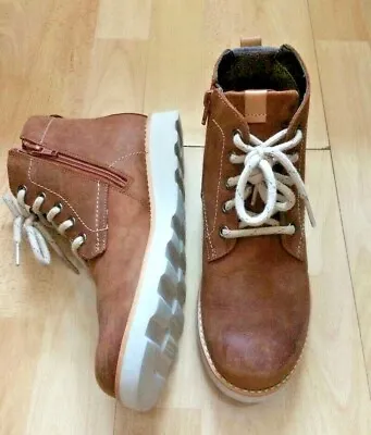 🦋Clarks Camel Distressed Leather Zip&Lace Up Boots Size UK 3.5 Worn Once🦋 • £36.99