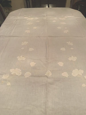 $69.95 • Buy APPLIQUE EMBROIDERED  TABLECLOTH YELLOW ROSE  64” + 6 NAPKINS Vintage Madeira
