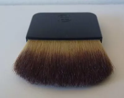 £7.61 • Buy 1x CHANEL Blush / Bronzer Brush, Travel Size, Brand New!