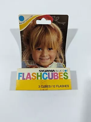 Sylvania Blue Dot Flashcubes Camera Flash Cubes 3 Pack 12 Flashes NEW OLD STOCK • $9.87