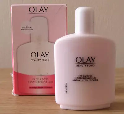 Olay Beauty Fluid. 24H Light Moisturisation Normal/Dry/Combo. 200ml. Bashed Box • £8.99