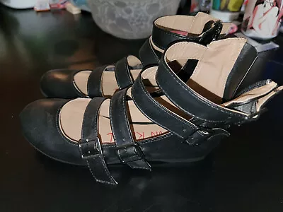 London Rebel Gladiator-Style Strappy Sandal Flats - Brand New & Never Worn! • £19.28