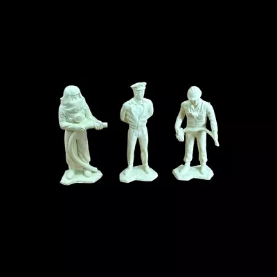 Marx 1960s Cape Kennedy Canaveral Astronaut Figure Space Man Cream Lot Of 3 • $25.47