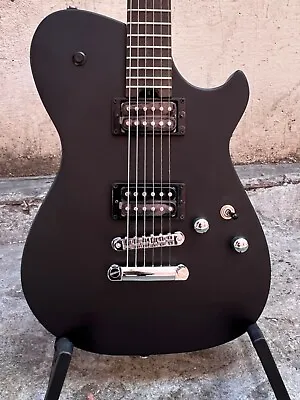 Cort Manson Meta Series MBM-1 Matthew Bellamy Signature Guitar Matte Black  • $499.99