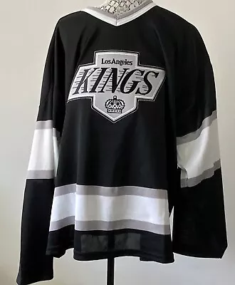 Vintage Los Angeles Kings Jersey • $36.30