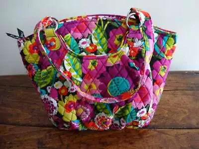 VERA BRADLEY Glenna VA VA BLOOM Pink Green Multi QUILTED FLORAL SHOULDER TOTE • $34.99