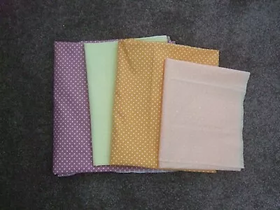 £2.50 • Buy Spotty Fabric Remnants Craft Room Clear Out
