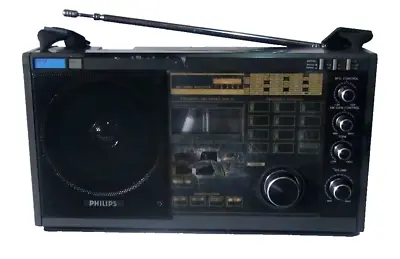 Philip  D2935 Synthesized World Radio Receiver With Digital Display • $140