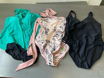 Lot Of 12 Swimsuits Missing Size Tags • $0.99