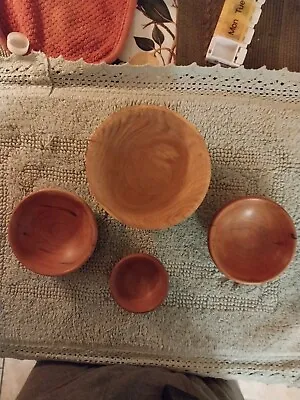 Small Wooden Bowls • $15.40