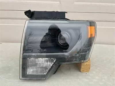 13 14 2013 2014 Ford F-150 HID Xenon Headlight OEM • $250