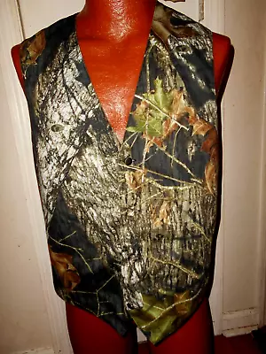 Mossy Oak Tuxedos By Bright Colored Tuxedos Men's Medium Camo 4 Button Vest. • $28.88