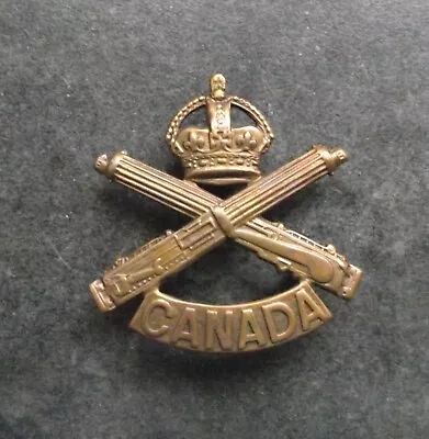 Machine Gun Corps Canada Cap Badge • £35