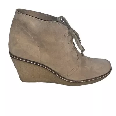 J Crew Tan Suede Womens MacAlister Wedge Ankle Boots  Lace Up Shoes Sz 7 • $26.99