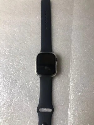 Apple Watch - Series 8 - 45mm - A2774 (lp9017024) • $80