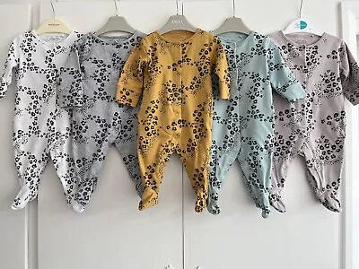 £14.99 • Buy Unisex NEXT Baby 0-3 Months Babygrow Sleepsuit Bundle Animal Print Neutrals VGC
