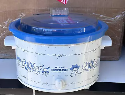 Vintage Rival 3355 Crock Pot 5 Quart Slow Cooker Blue Flowers With Everything  • $50