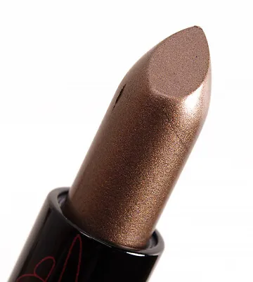 New In Box Mac Matte Lipstick 0.10 Oz / 3 G Viva Glam Rihanna 2 • $34.96