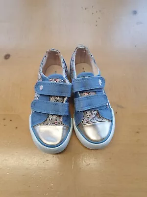 Nutmeg Baby Girl's Blue Floral Spring Summer Pump Trainers Size 7 Infant • £0.99