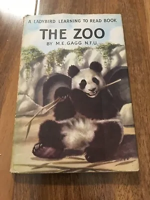  The Zoo  Ladybird Book With Dust Jacket By Me.gagg  • £15.99