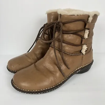 UGG CASPIA Ankle Boot 1932 Size 9 / 40 Brown Leather Sheepskin Lace Up Bootie • $33.15