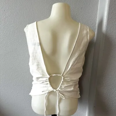 H&M Divided White Top With Cut Out Tie Back Size M • $12